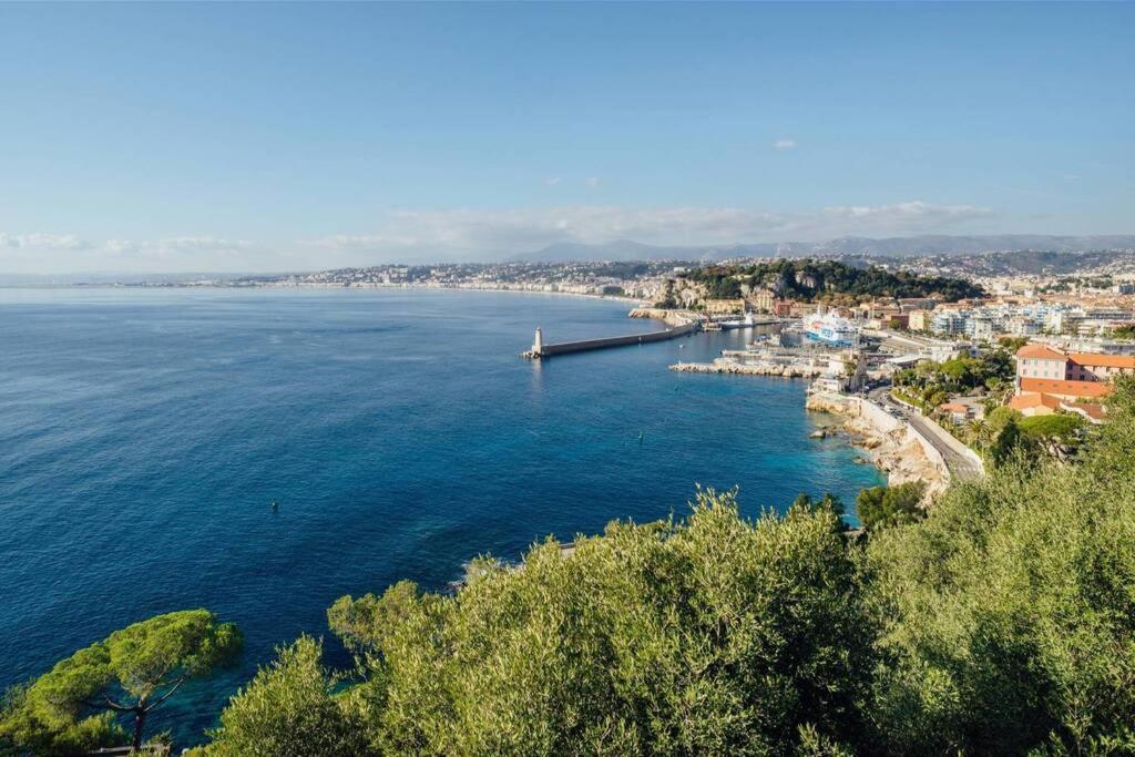 Appartement 2 Chambres Refait A Neuf, Climatise, A 2 Min De La Mer Nice Exterior photo